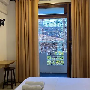 https://rachel-homes.negombohotels.net