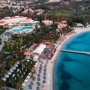 Warner Phokaia Hotel